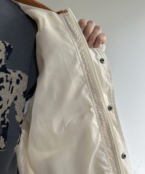 CPCM（シーピーシーエム）の「NCスタンドネックデカポケブルゾン（ブルゾン・メンズ・オレンジ/ブラック/アイボリー・MEDIUM/LARGE）」の16枚目の写真