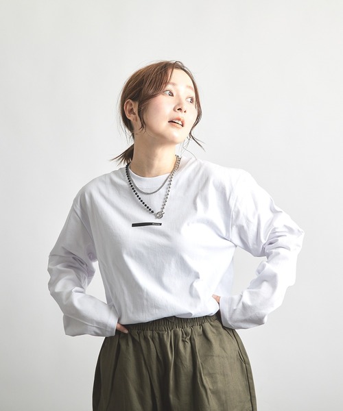 B'day（ビーデイ）の「ヘヴィウェイト天竺 プリント 長袖 クルーネック（Tシャツ/カットソー・レディース・ブラック/ホワイト/ベージュ・LARGE/MEDIUM）」の11枚目の写真