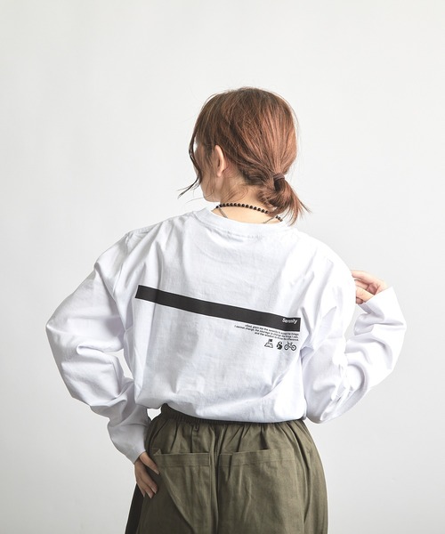 B'day（ビーデイ）の「ヘヴィウェイト天竺 プリント 長袖 クルーネック（Tシャツ/カットソー・レディース・ブラック/ホワイト/ベージュ・LARGE/MEDIUM）」の19枚目の写真