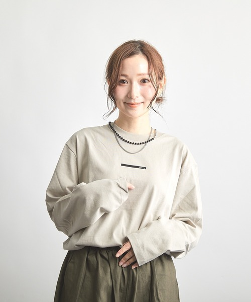 B'day（ビーデイ）の「ヘヴィウェイト天竺 プリント 長袖 クルーネック（Tシャツ/カットソー・レディース・ブラック/ホワイト/ベージュ・LARGE/MEDIUM）」の20枚目の写真