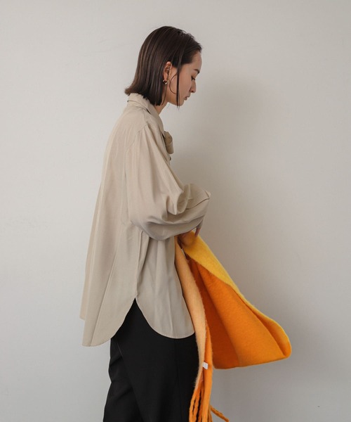 SENSE OF PLACE by URBAN RESEARCH(センスオブプレイスバイアーバンリサーチ)の「タイツキオーバーシャツ(シャツ/ブラウス・レディース・オフホワイト/グレー系その他/ベージュ系その他・ONE)」の10枚目の写真