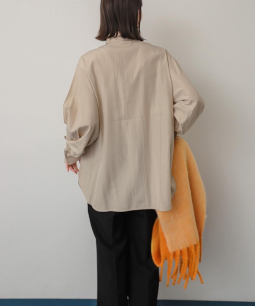 SENSE OF PLACE by URBAN RESEARCH(センスオブプレイスバイアーバンリサーチ)の「タイツキオーバーシャツ(シャツ/ブラウス・レディース・オフホワイト/グレー系その他/ベージュ系その他・ONE)」の11枚目の写真