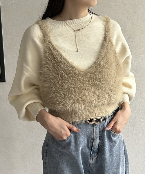Thevon(ゼボン)の「シャギービスチェセットニット(ニット/セーター・レディース・グレイッシュベージュ/アイボリー/グレー・FREE)」の4枚目の写真