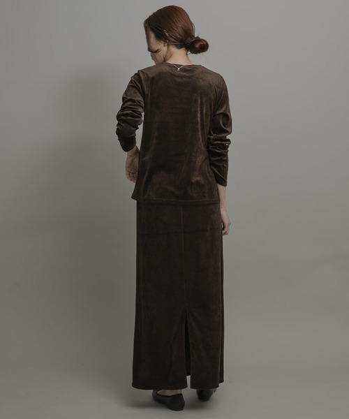 URBAN RESEARCH Sonny Label(アーバンリサーチサニーレーベル)の「『UR TECH』ベロアロングスリーブTシャツ(Tシャツ/カットソー・レディース・カーキ/ブラウン/ネイビー・FREE)」の8枚目の写真