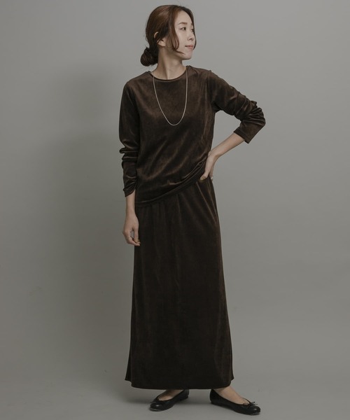 URBAN RESEARCH Sonny Label(アーバンリサーチサニーレーベル)の「『UR TECH』ベロアロングスリーブTシャツ(Tシャツ/カットソー・レディース・カーキ/ブラウン/ネイビー・FREE)」の10枚目の写真