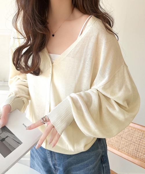 classicalelf（クラシカルエルフ）の「【羽織り/持ち運び便利！】シアーパフスリーブサムホールVネックニットカーディガン（長袖）（カーディガン/ボレロ・レディース・ライトブルー/アイボリー/グレイッシュベージュ/ブラック・X-LARGE/SMALL/MEDIUM/LARGE）」の11枚目の写真