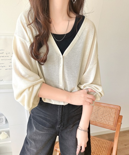 classicalelf（クラシカルエルフ）の「【羽織り/持ち運び便利！】シアーパフスリーブサムホールVネックニットカーディガン（長袖）（カーディガン/ボレロ・レディース・ライトブルー/アイボリー/グレイッシュベージュ/ブラック・X-LARGE/SMALL/MEDIUM/LARGE）」の12枚目の写真