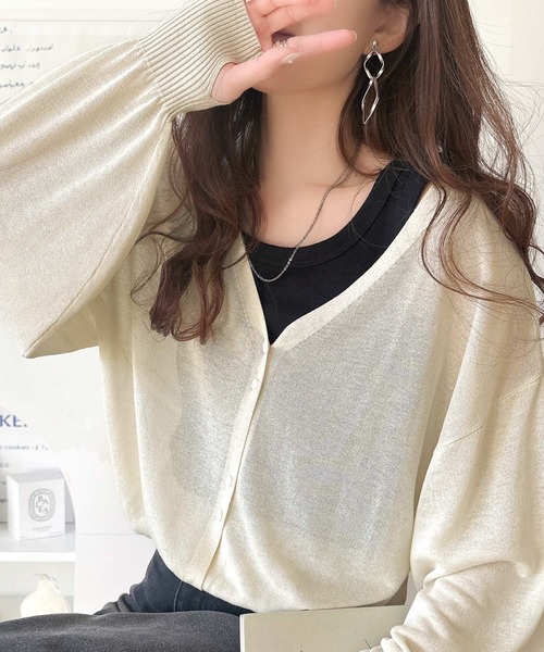 classicalelf（クラシカルエルフ）の「【羽織り/持ち運び便利！】シアーパフスリーブサムホールVネックニットカーディガン（長袖）（カーディガン/ボレロ・レディース・ライトブルー/アイボリー/グレイッシュベージュ/ブラック・X-LARGE/SMALL/MEDIUM/LARGE）」の17枚目の写真
