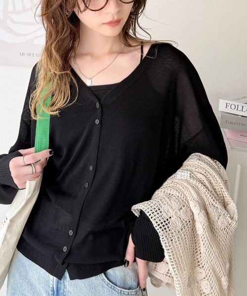 classicalelf（クラシカルエルフ）の「【羽織り/持ち運び便利！】シアーパフスリーブサムホールVネックニットカーディガン（長袖）（カーディガン/ボレロ・レディース・ライトブルー/アイボリー/グレイッシュベージュ/ブラック・X-LARGE/SMALL/MEDIUM/LARGE）」の6枚目の写真