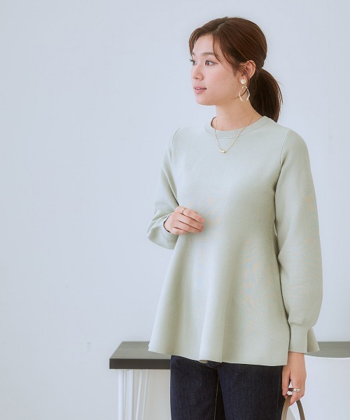 7days Life Styling(セブンデイズライフスタイリング)の「ペプラムパフスリーブニット(乾燥機OK・ウォッシャブル・静電防止・毛玉になりにくい・UVカット)<大きいサイズ有>(ニット/セーター・レディース・サックスブルー/ラベンダー/ネイビー/グリーン・4L/3L/LL/L/M/S/6L/5L)」の8枚目の写真
