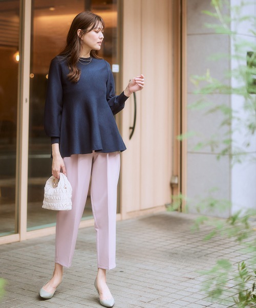7days Life Styling(セブンデイズライフスタイリング)の「ペプラムパフスリーブニット(乾燥機OK・ウォッシャブル・静電防止・毛玉になりにくい・UVカット)<大きいサイズ有>(ニット/セーター・レディース・サックスブルー/ラベンダー/ネイビー/グリーン・4L/3L/LL/L/M/S/6L/5L)」の9枚目の写真