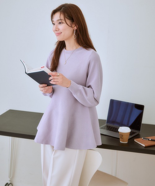7days Life Styling(セブンデイズライフスタイリング)の「ペプラムパフスリーブニット(乾燥機OK・ウォッシャブル・静電防止・毛玉になりにくい・UVカット)<大きいサイズ有>(ニット/セーター・レディース・サックスブルー/ラベンダー/ネイビー/グリーン・4L/3L/LL/L/M/S/6L/5L)」の13枚目の写真
