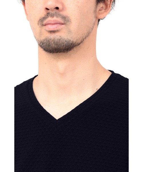 HIGH STREET（ハイストリート）の「HIGH STREET∴RIPAトライアングルモノグラム長袖Vネックカットソー（Tシャツ/カットソー・メンズ・ブラック/ホワイト・LL/L/M）」の13枚目の写真