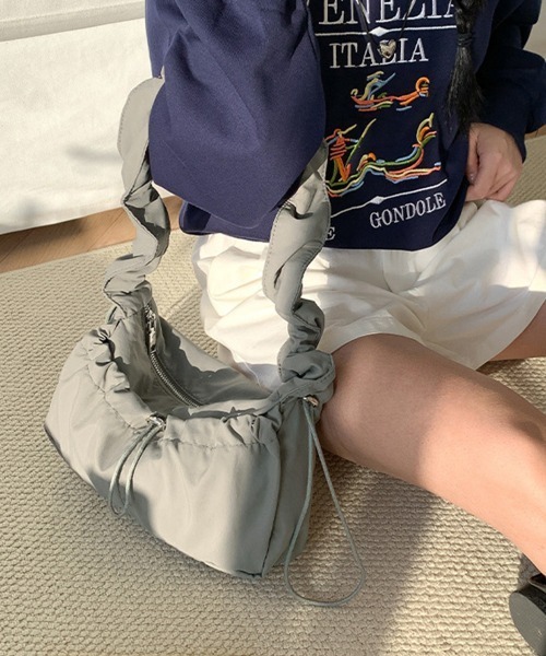 Miniministore(ミニミニストア)の「ハンドバッグ 肩掛けバッグ ナイロン(ハンドバッグ・レディース・グレー/ブラック/ベージュ・FREE)」の6枚目の写真