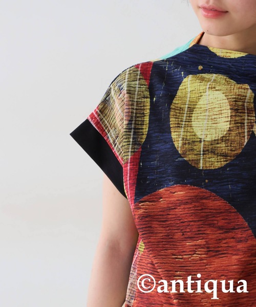 antiqua(アンティカ)の「モダンアートトップス(Tシャツ/カットソー・レディース・ブラック系その他/ブルー系その他・ONESIZE)」の10枚目の写真