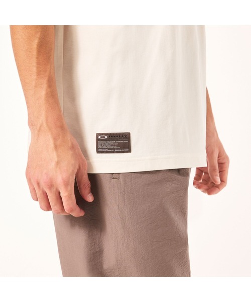 OAKLEY（オークリー）の「オークリー FGL SCRATCH TEE 4.0/ Tシャツ/ アウトドア /UPF50+/吸汗速乾/ストレッチ/ MENS / メンズ /OAKLEY（Tシャツ/カットソー・メンズ・ホワイト/ブラウン/ブルー/チャコールグレー・L/M/S）」の11枚目の写真