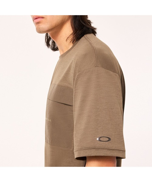 OAKLEY（オークリー）の「オークリー FGL SCRATCH TEE 4.0/ Tシャツ/ アウトドア /UPF50+/吸汗速乾/ストレッチ/ MENS / メンズ /OAKLEY（Tシャツ/カットソー・メンズ・ホワイト/ブラウン/ブルー/チャコールグレー・L/M/S）」の21枚目の写真