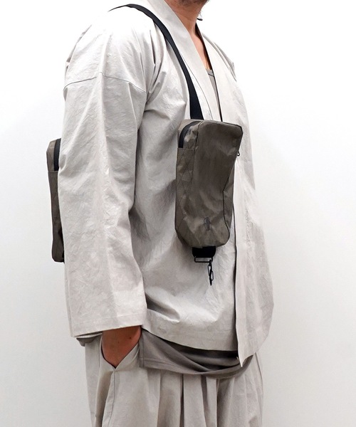 和ROBE（ワローブ）の「2026春　和ROBE　/　X-PAC EDO BAG（ショルダーバッグ・メンズ・ホワイト/ブラック・FREE）」の8枚目の写真