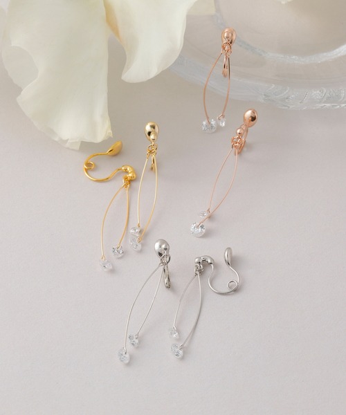 CALIN STANDARD(カリンスタンダード)の「◆金属アレルギー対応◆◆made in japan◆【痛くない】【落ちにくい】【ストレスフリーな着け心地】スウィングキュービックジルコニア ループフィットイヤリング(イヤリング・レディース・ゴールド/ピンクゴールド/シルバー・FREE)」の3枚目の写真