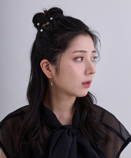 CALIN STANDARD(カリンスタンダード)の「◆金属アレルギー対応◆◆made in japan◆【痛くない】【落ちにくい】【ストレスフリーな着け心地】スウィングキュービックジルコニア ループフィットイヤリング(イヤリング・レディース・ゴールド/ピンクゴールド/シルバー・FREE)」の7枚目の写真