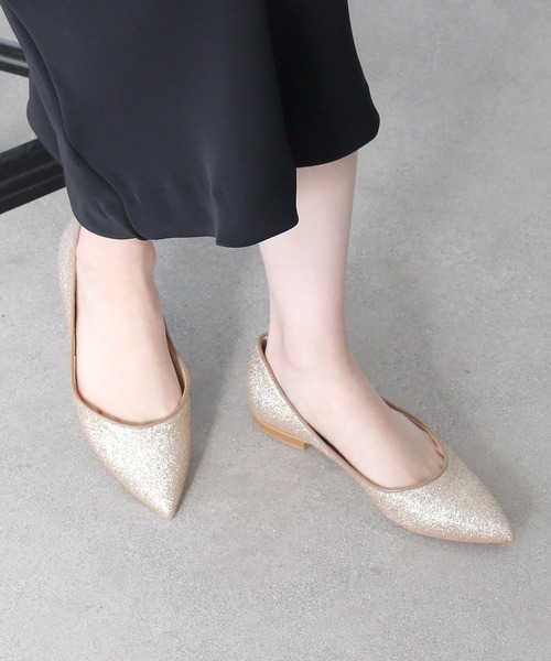 SITTE(シッテ)の「【SITTE】ポインテッドフラットシューズ(パンプス・レディース・ゴールド/シルバー・23.0cm/23.5cm/24.0cm/24.5cm/22.5cm)」の18枚目の写真