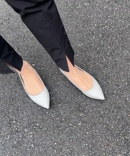 SITTE(シッテ)の「【SITTE】ポインテッドフラットシューズ(パンプス・レディース・ゴールド/シルバー・23.0cm/23.5cm/24.0cm/24.5cm/22.5cm)」の6枚目の写真