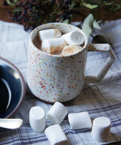 TIMELESS COMFORT（タイムレスコンフォート）の「CHIPS（チップス）CHIPS mug（グラス/マグカップ/タンブラー・レディース・ホワイト×ブルー/ブラック/ホワイト/ネイビー・ONE SIZE）」の9枚目の写真