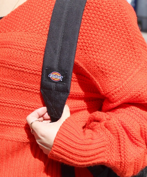 Dickies（ディッキーズ）の「【Dickies】ディッキーズ CLASSIC SQUARE POCKET BACK PACK クラシック スクエア ポケット バックパック 14846700（バックパック/リュック・レディース・ブラック×レッド/ブラック・FREE）」の6枚目の写真