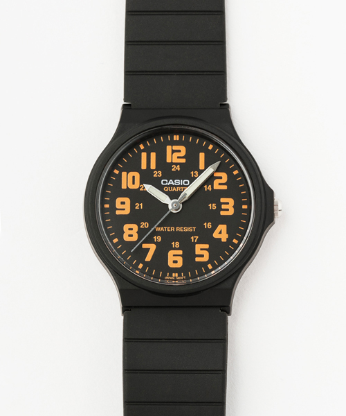 CASIO（カシオ）の「Casio Standard Analog 【WEB限定】（アナログ腕時計・メンズ・ブラック×ホワイト/ブラック系その他/ブラック×ブルー・FREE）」の11枚目の写真