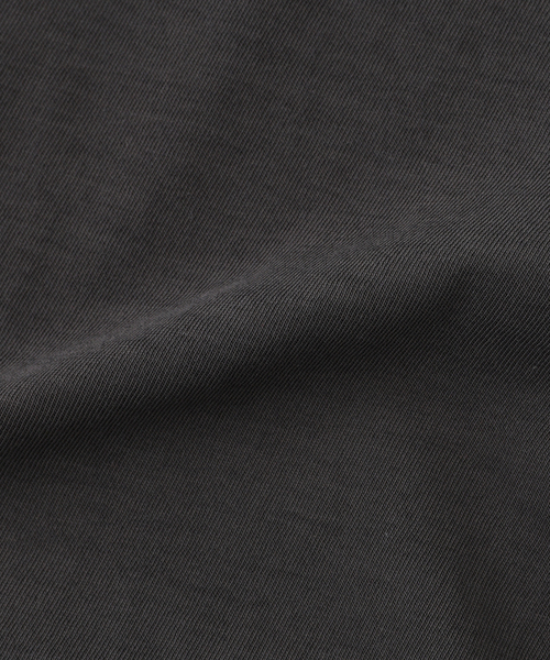 ATON(エイトン)の「ATON (エイトン) FRESCA PLATE LOOSE FIT T-SHIRT KKAGGM0040(Tシャツ/カットソー・メンズ・チャコールグレー/ネイビー/ホワイト・6/4)」の5枚目の写真