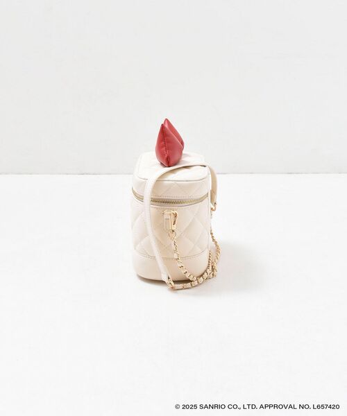 MAJESTIC LEGON（マジェスティックレゴン）の「ハローキティ キルティングバニティ（ショルダーバッグ・レディース・アイボリー・FREE）」の17枚目の写真