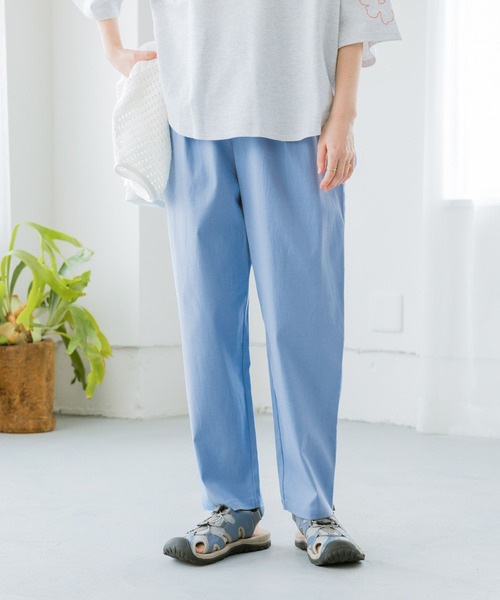 studio CLIP（スタディオクリップ）の「【みんなのリクエストパンツ】すっきりテーパードパンツ[トール・プラスサイズあり]（その他パンツ・レディース・ダークブルー/モカ/グリーン/ライトグリーン/レッド/ライトブルー/ライトグレー/ブラック・SMALL/MEDIUM/LARGE/X-LARGE/XX-LARGE/XXX-LARGE/PM/PL/TF）」の2枚目の写真