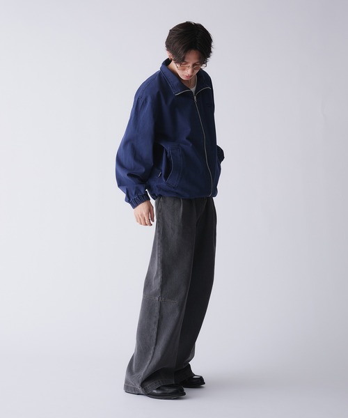 Adoon plain（アドーンプレーン）の「2-TUCK DART WIDE DENIM PANTS / 2タックダーツワイドデニムパンツ/バギーデニム（デニムパンツ・メンズ・インディゴブルー/ブラック・MEDIUM/LARGE/SMALL）」の20枚目の写真