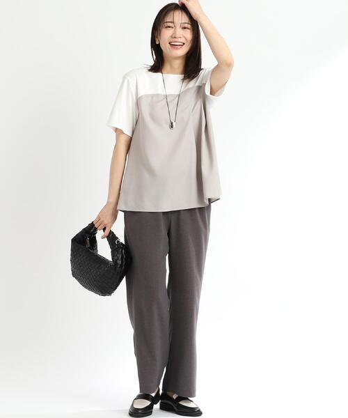 Reflect(リフレクト)の「◆【マシンウォッシュ可能】レイヤード風ジャージブラウス(Tシャツ/カットソー・レディース・オフホワイト/ホワイト系7/ダークオリーブ・05/07/11/13/15 /17/09)」の11枚目の写真
