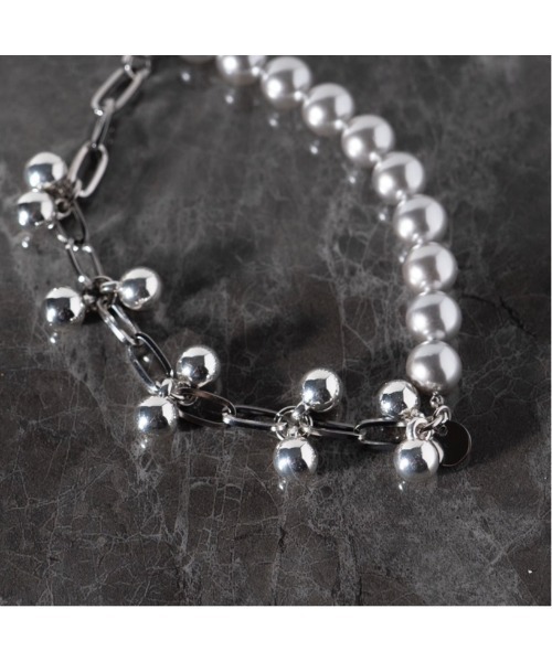 VIBGYOR（ヴィブジョー）の「【Agaro】No.443　パール　サージカルステンレス(MA)（ピアス（両耳用）・レディース・グレー系1/ホワイト系1/ホワイト系2/グレー系2・FREE）」の3枚目の写真