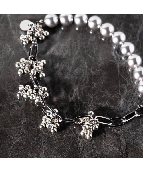 VIBGYOR（ヴィブジョー）の「【Agaro】No.443　パール　サージカルステンレス(MA)（ピアス（両耳用）・レディース・グレー系1/ホワイト系1/ホワイト系2/グレー系2・FREE）」の4枚目の写真