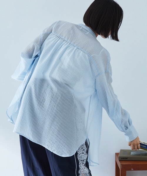 MONO-MART（モノマート）の「<接触冷感/ウォッシャブル/速乾>シアーボリュームスリーブバンドカラー長袖シャツ（シャツ/ブラウス・レディース・チャコール/ブルー系/ピンク系/ライトグリーン/ベージュ系/アイボリー・FREE）」の20枚目の写真