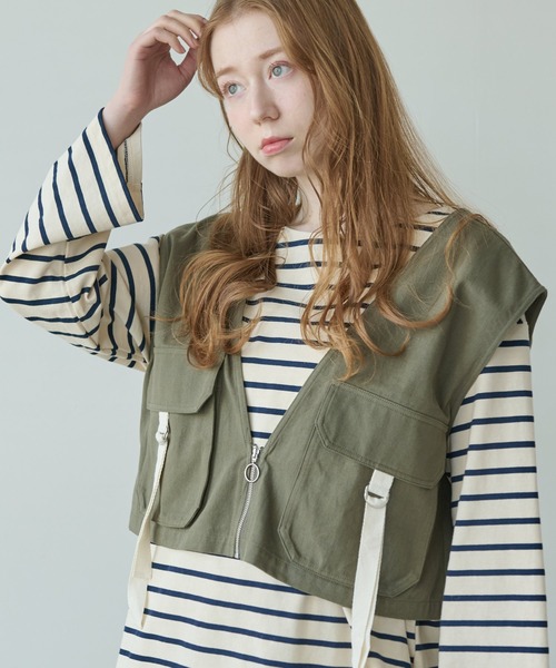 Crisp（クリスプ）の「ミリタリーショートベスト（ベスト・レディース・アイボリー/カーキ・FREE）」の12枚目の写真
