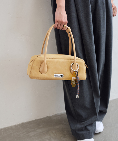 U by SPICK&SPAN（ユーバイスピックアンドスパン）の「OUTDOOR/アウトドア 別注LONG HANDLE BAG（ボストンバッグ・レディース・ベージュ/ブラウン・FREE）」の16枚目の写真