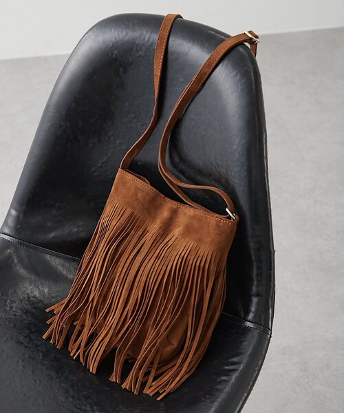 Another Branch olive des olive（アナザーブランチオリーブデオリーブ）の「【コーデを格上げ】ショルダーフリンジバッグ（ショルダーバッグ・レディース・キャメル/ブラック・FREE）」の12枚目の写真