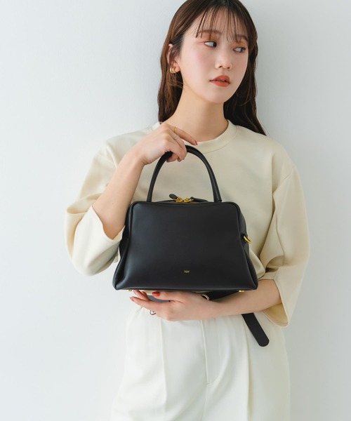 RODE SKO（ロデスコ）の「tov　PETAL M（ハンドバッグ・レディース・ブラック/アイボリー・-）」の15枚目の写真