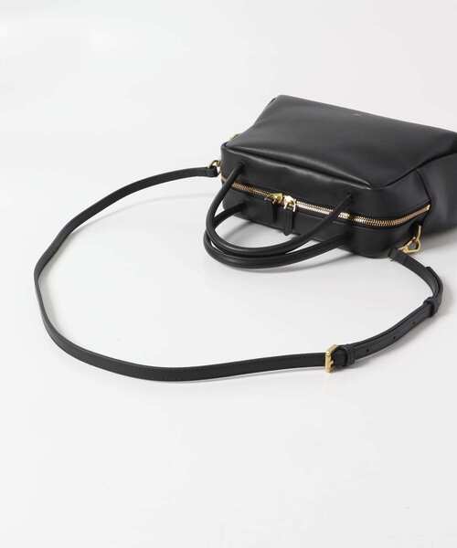 RODE SKO（ロデスコ）の「tov　PETAL M（ハンドバッグ・レディース・ブラック/アイボリー・-）」の21枚目の写真