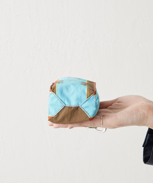 ear PAPILLONNER（イアパピヨネ）の「LION COFFEE(ライオンコーヒー)コラボエコバッグ（その他・レディース・レッド・FREE）」の22枚目の写真