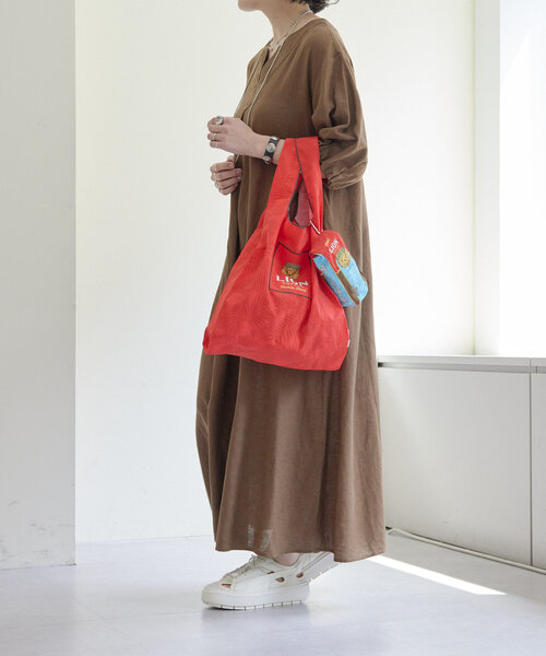 ear PAPILLONNER（イアパピヨネ）の「LION COFFEE(ライオンコーヒー)コラボエコバッグ（その他・レディース・レッド・FREE）」の8枚目の写真