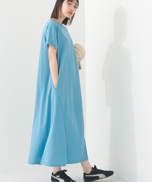 OMNES(オムネス)の「接触冷感ボトルネックフレアワンピース(ワンピース・レディース・ブラック/グレー/ダークグリーン/ブルー/ネイビー・FREE)」の1枚目の写真