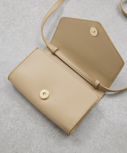 GALLARDAGALANTE(ガリャルダガランテ)の「【2.718】フラップポーチショルダー(トートバッグ・レディース・ブラック/ベージュ・FREE)」の13枚目の写真