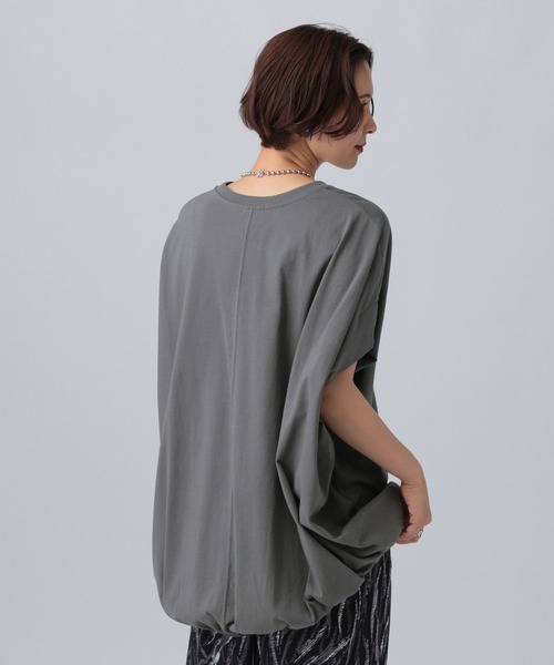 LEPSIM(レプシィム)の「バックギャザーチュニック 497472(チュニック・レディース・オフホワイト/イエロー/ブラック/チャコールグレー・FREE)」の3枚目の写真