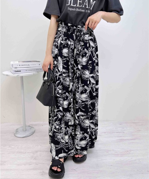 ✨GW限定お値下げ✨ 佐藤繊維 iines イイネス 黒パンツ 新品 センタースリットワイドパンツ（その他パンツ）｜anuans（ア