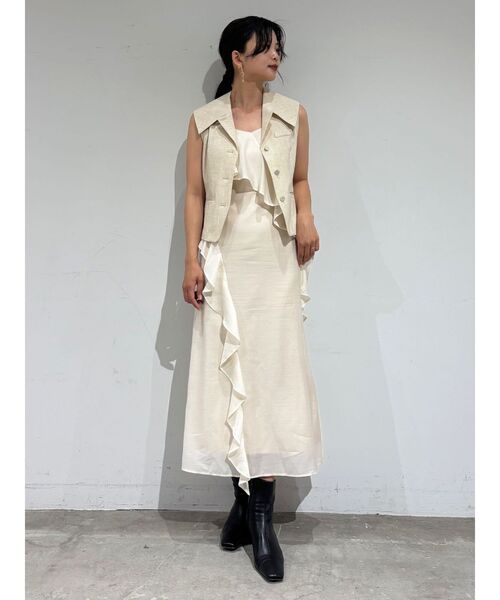 LAGUNAMOON（ラグナムーン）の「ラッフルフリルキャミワンピース（ワンピース・レディース・チャコールグレー/アイボリー/ミント・MEDIUM/SMALL）」の19枚目の写真