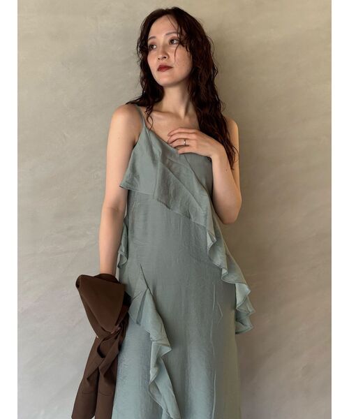 LAGUNAMOON（ラグナムーン）の「ラッフルフリルキャミワンピース（ワンピース・レディース・チャコールグレー/アイボリー/ミント・MEDIUM/SMALL）」の20枚目の写真